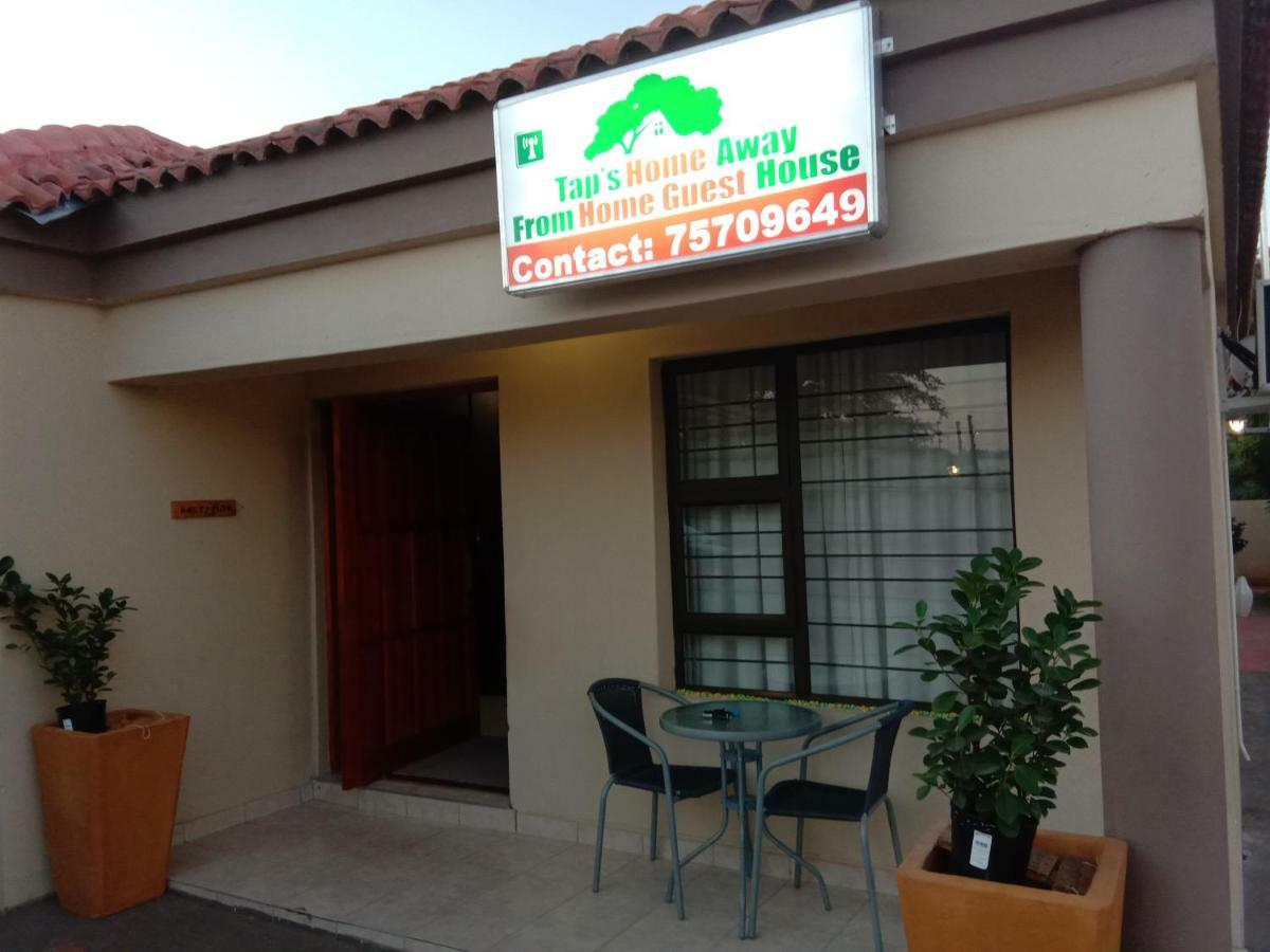 Tap'S Home Away From Home Gaborone Exterior photo